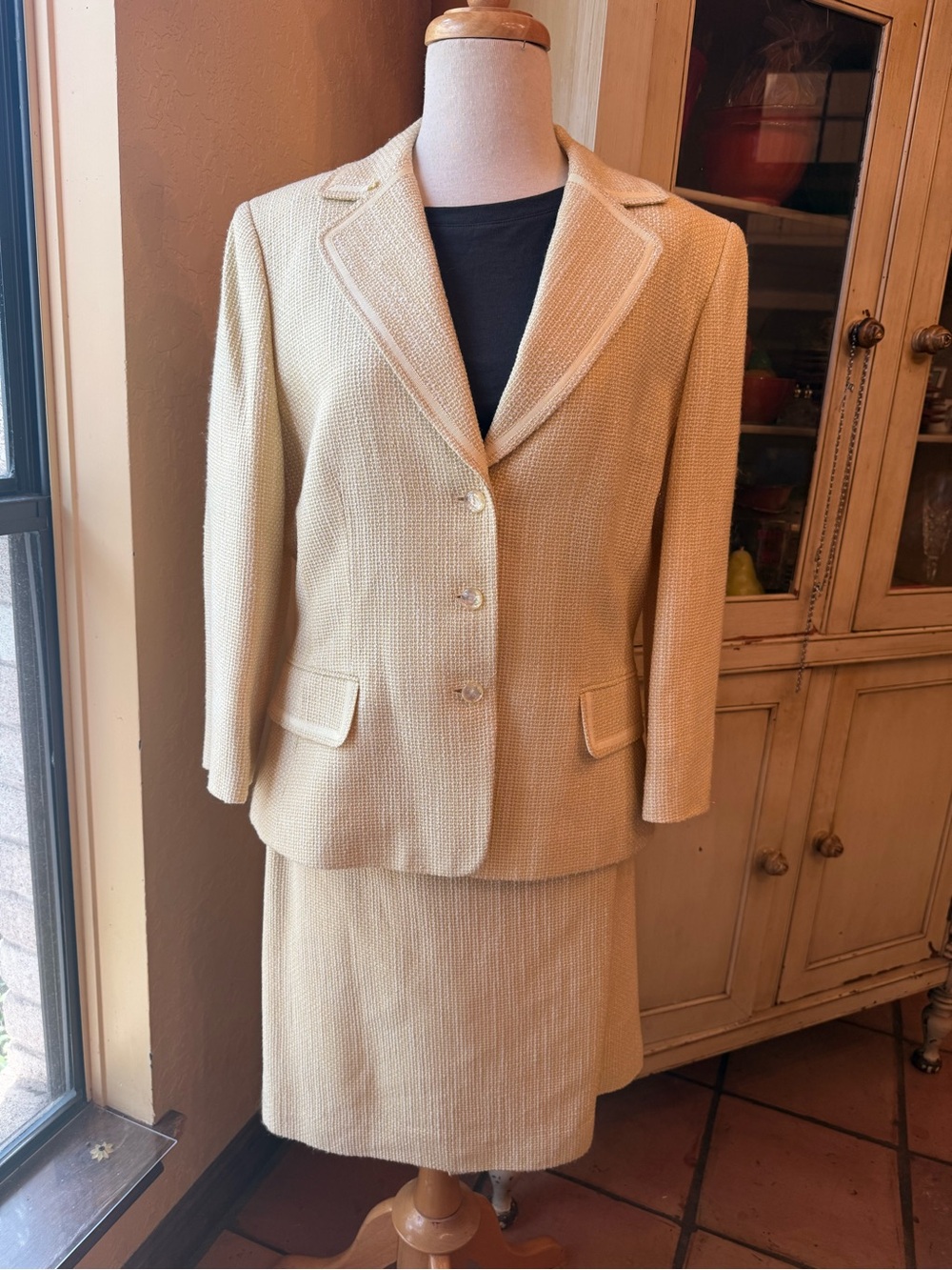 Women's yellow Skirt Set